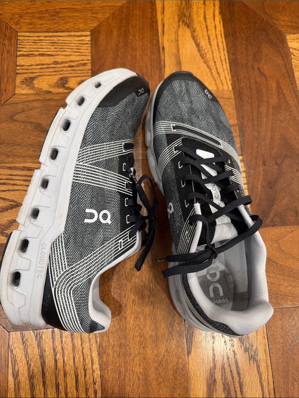 On Cloud Men’s Athletic Running Shoes - Black/Gray